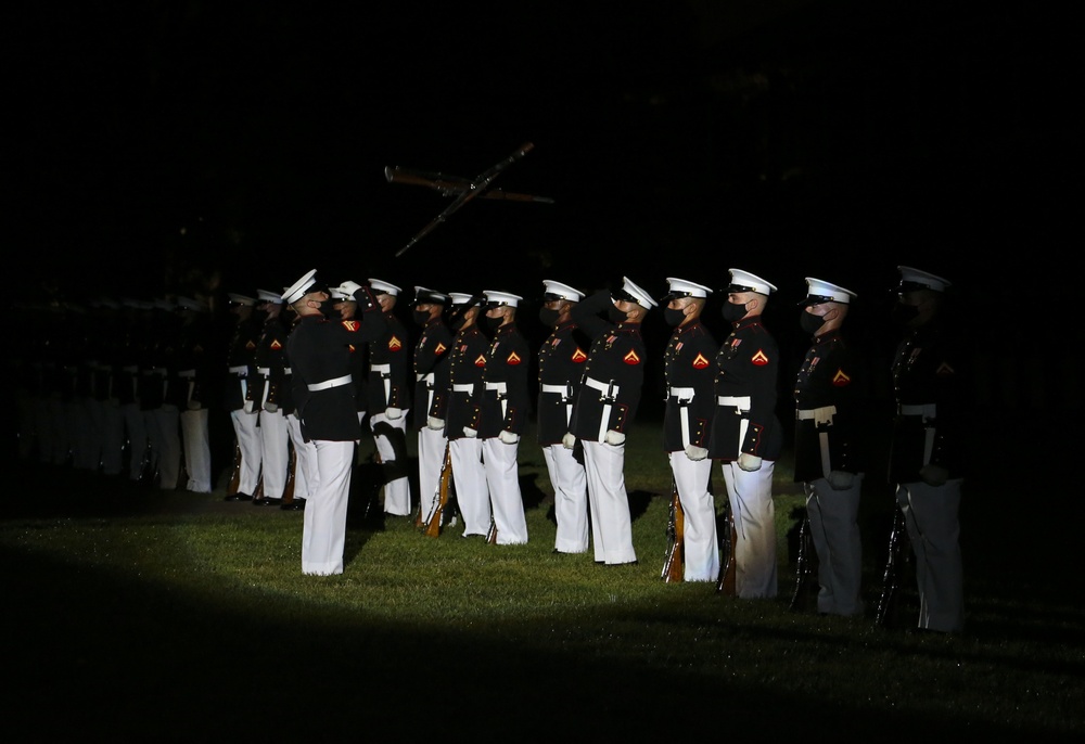 Barracks' Marines March in Friday Evening Parade 07.31.2020