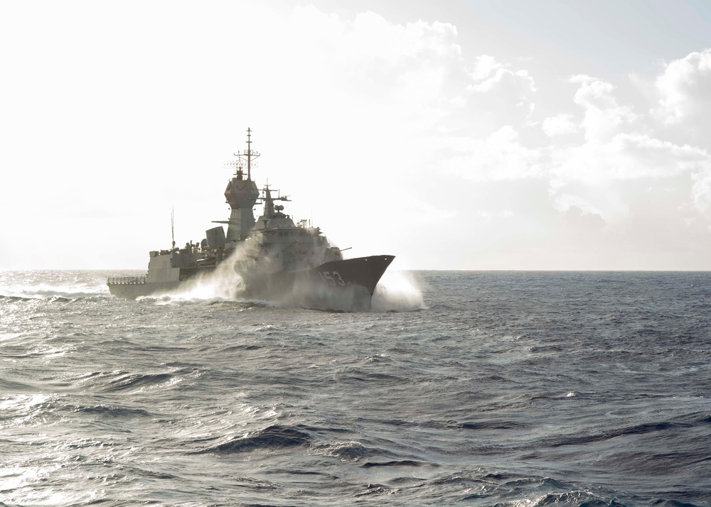 Rafael Peralta Conducts RAS with The Royal Australian Navy