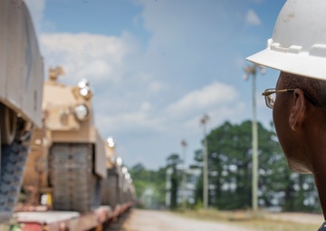 US Marine task force assists in 2nd Tank Battalion drawdown