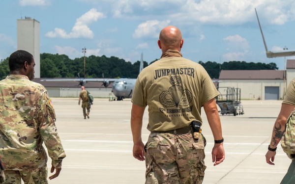 Paratroopers Jump onto Holland Drop Zone Amidst COVID-19