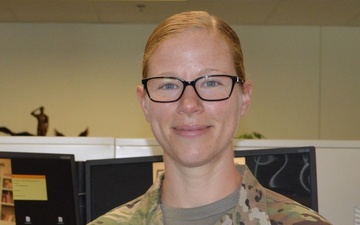 Medical Recruiting Brigade Medical Corps Officer Selected for Iron Majors Week