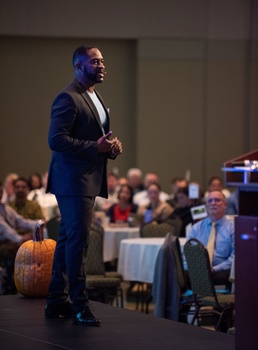 NIWC Atlantic program manager earns DOD Spirit of Service Award