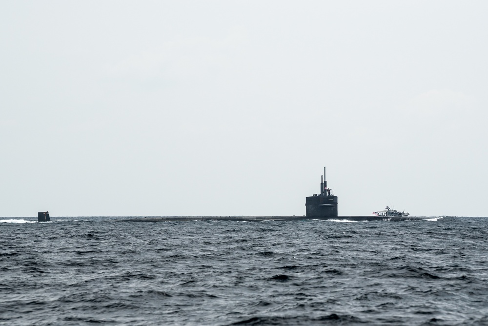 USS Newport News conducts a BSP with CRS-1