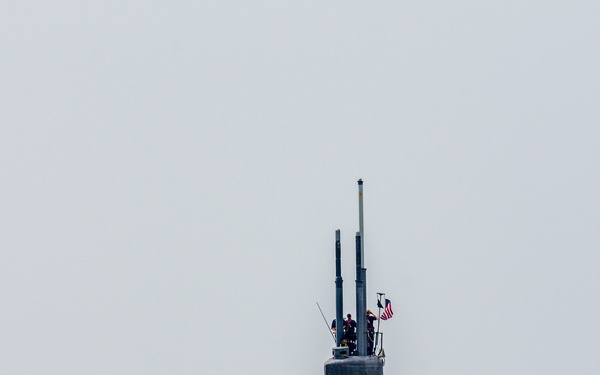 USS Newport News conducts a BSP with CRS-1