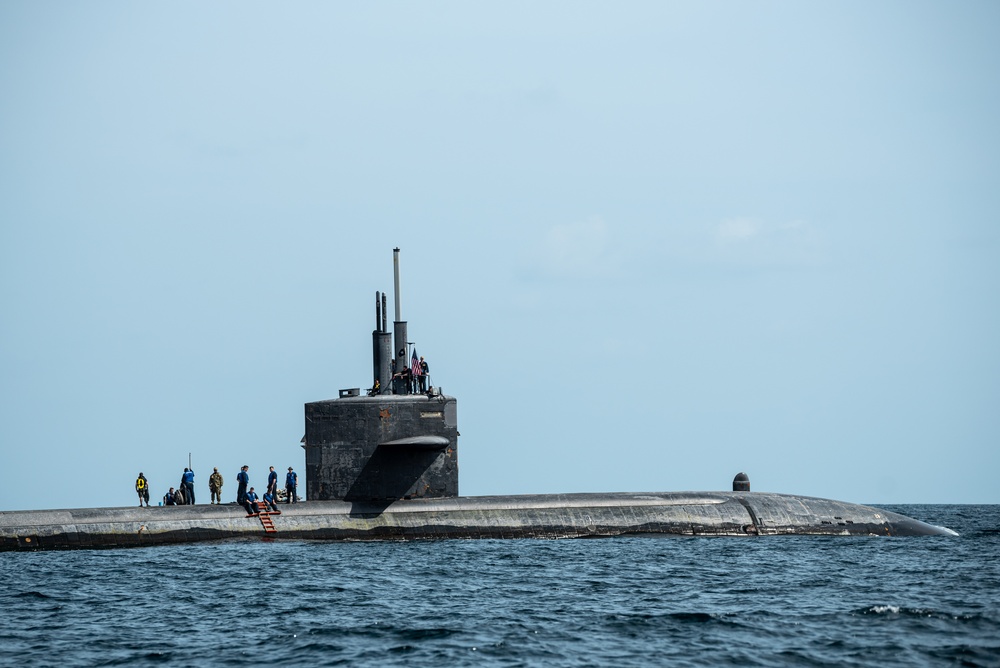 USS Newport News conducts a BSP with CRS-1