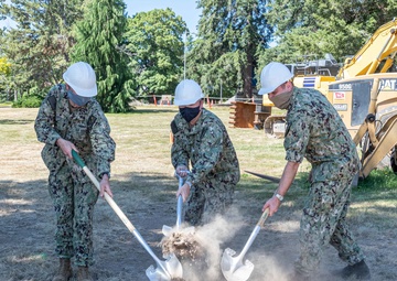NUWC Division, Keyport Breaks Ground on New Building, New Era in Unmanned Vehicle Innovation