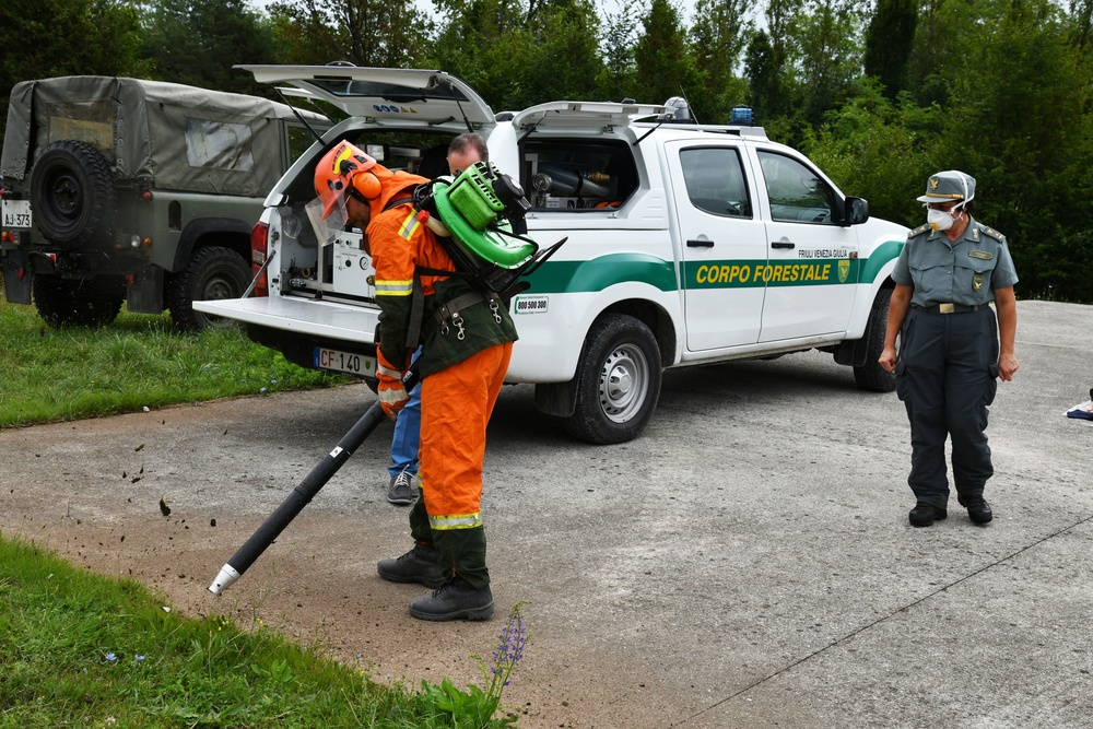 Demonstration the use of equipment in case of a forest fire