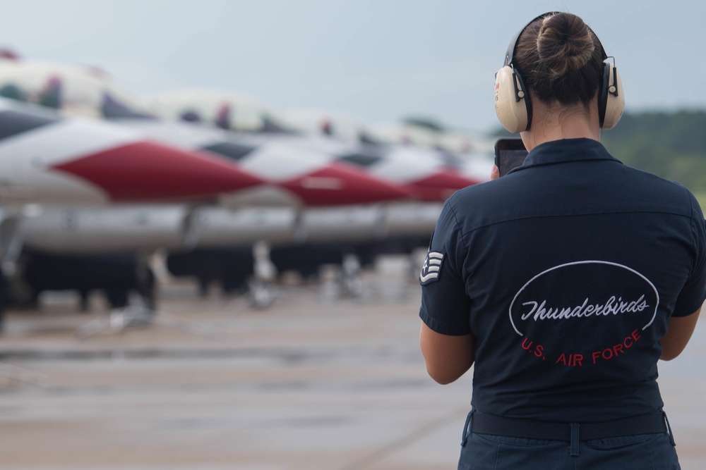 Thunderbirds visit JBLE in preparation for CSAF flyover