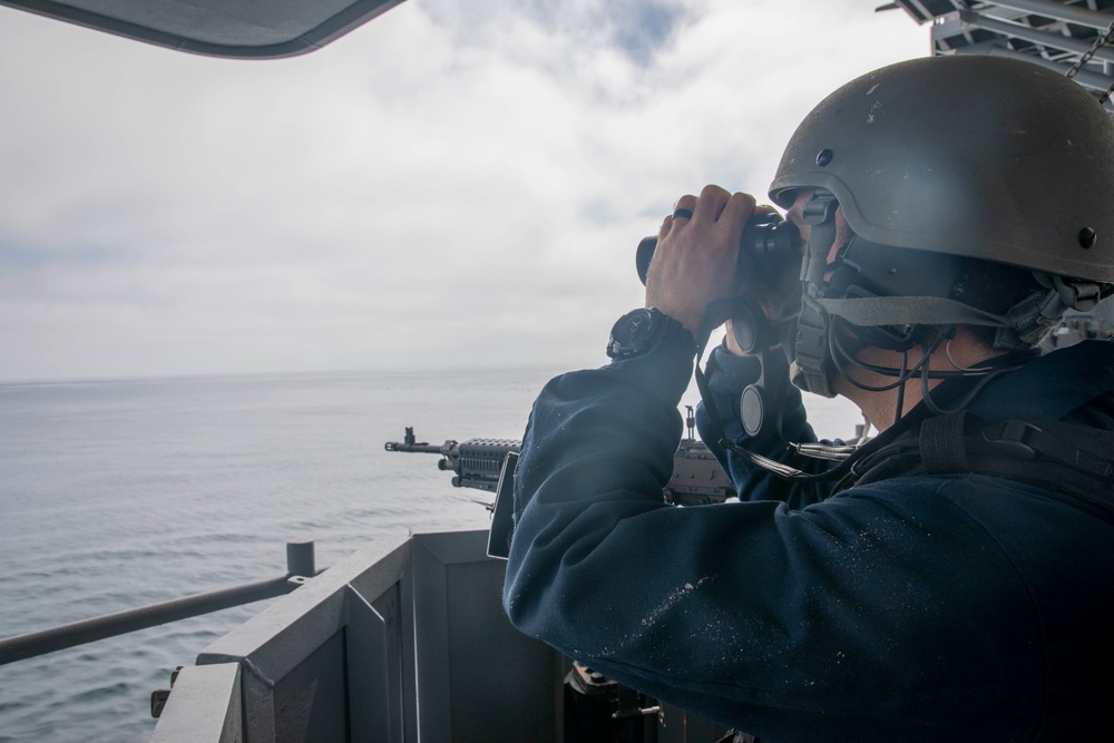 USS Makin Island Underway