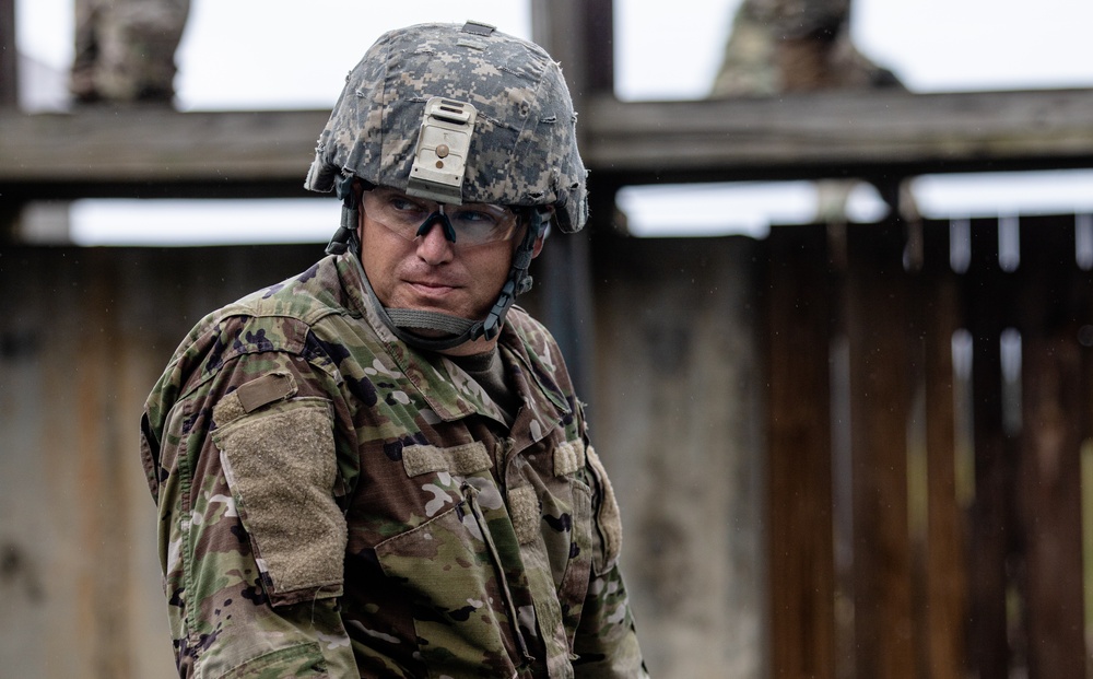 Warrant Officer Candidates Navigate Confidence Course