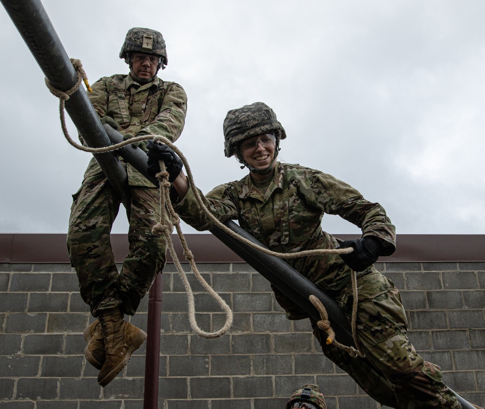 Warrant Officer Candidates Navigate Confidence Course