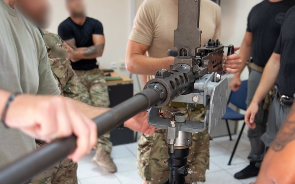 U.S. Navy special operators train with Hellenic Navy special operators in Greece