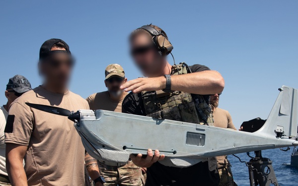 U.S. Navy special operators train with Hellenic Navy special operators in Greece