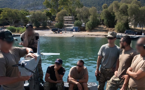 U.S. Navy special operators train with Hellenic Navy special operators in Greece
