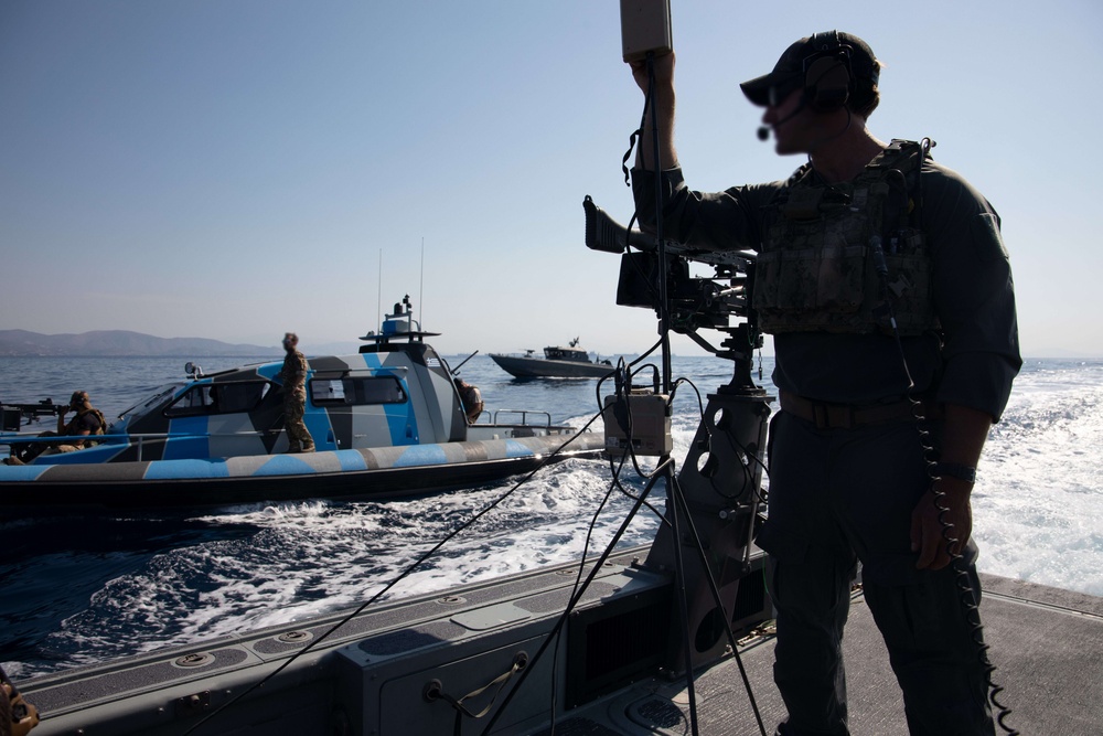 U.S. Navy special operators train with Hellenic Navy special operators in Greece