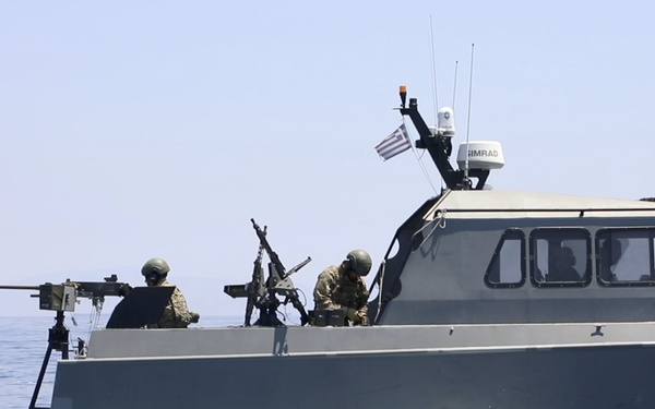 U.S. Navy special operators train with Hellenic Navy special operators in Greece