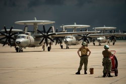 VRC-40 and VAW-123 Return to Norfolk [Image 1 of 11]