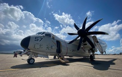 VRC-40 and VAW-123 Return to Norfolk [Image 2 of 11]