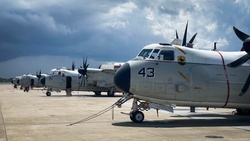 VRC-40 and VAW-123 Return to Norfolk [Image 11 of 11]