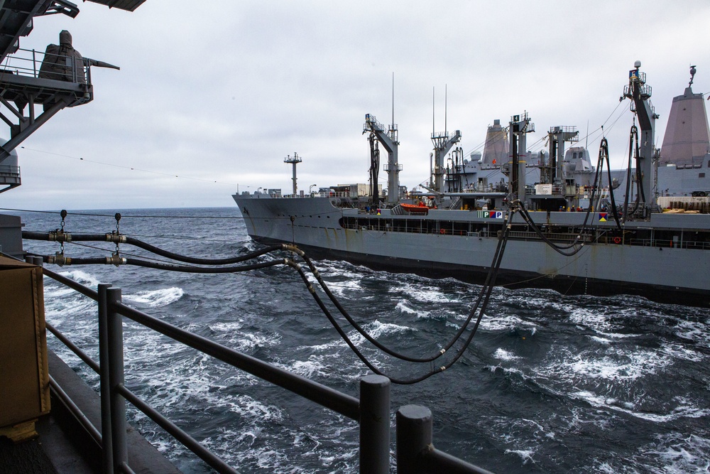 USNS Henry J. Kaiser replenishes USS Makin Island, USS San Diego