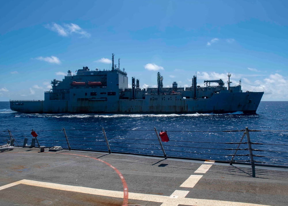 USS Mustin Conducts Replenishment-at-Sea