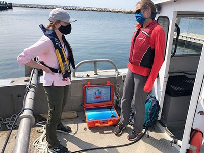 NUWC Division Newport’s eelgrass survey on Narragansett Bay will assist testing of Navy systems