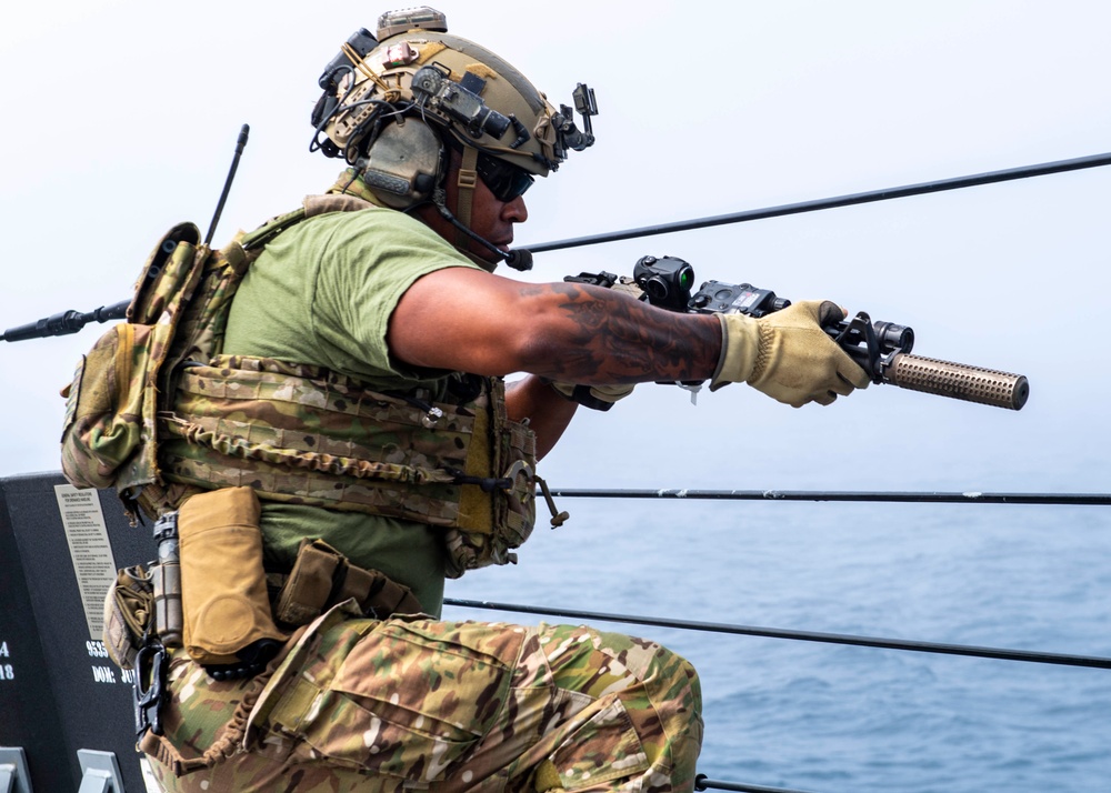 Maritime Security Reponse Team-East Conducts Close-Quarters Combat Drills Aboard USS Thomas Hudner (DDG 116)