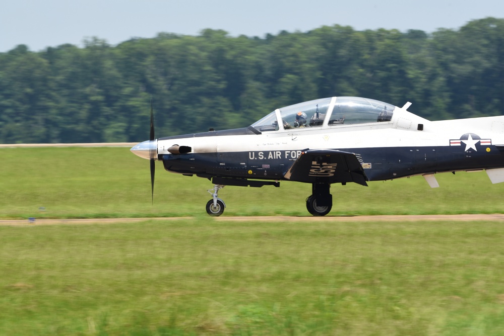 T-6 Texan II enters runway