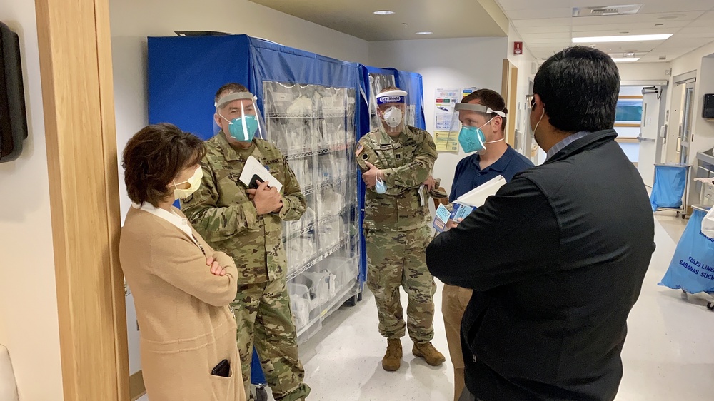 Maj. Gen. Michael Stone meets with senior hospital leaders in Los Angeles, Calif.