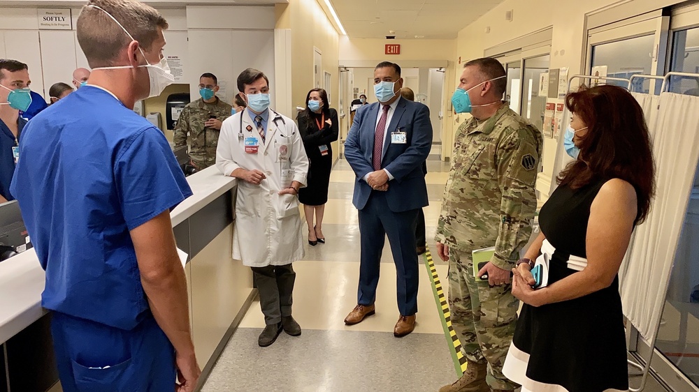 Maj. Gen. Michael Stone meets with senior hospital leaders in Los Angeles, Calif.