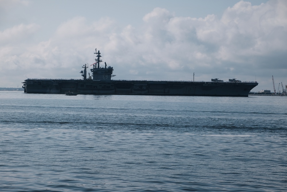 USS Dwight D. Eisenhower RTHP