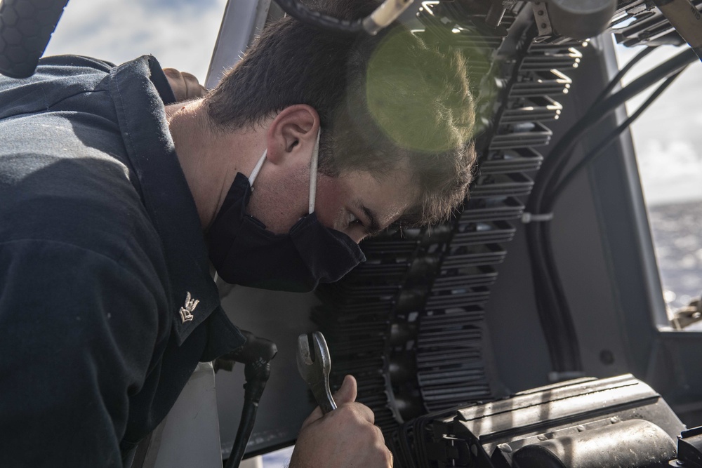 USS Shiloh Weapons Preparation