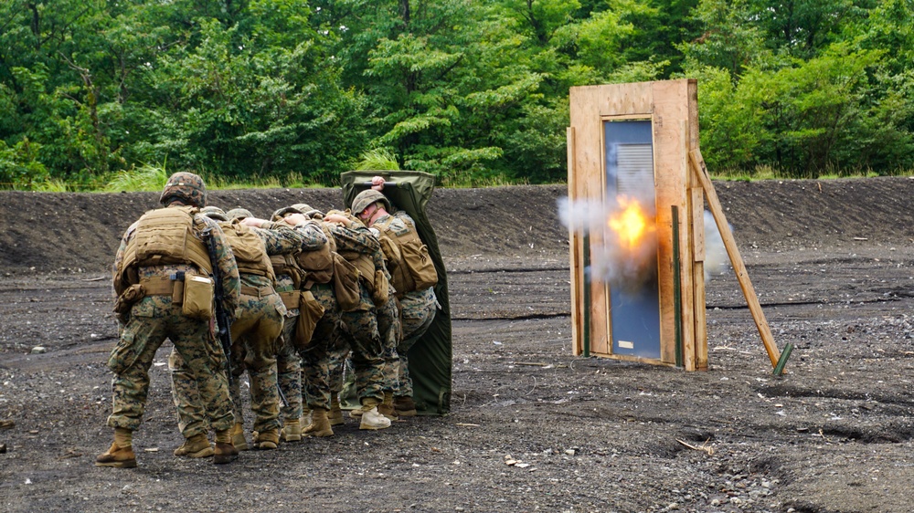 DVIDS - Images - MWSS-171 conducts stack drills [Image 2 of 4]