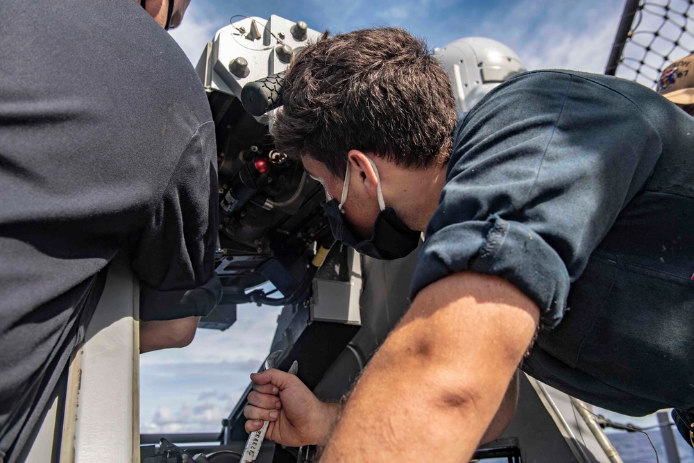 USS Shiloh Weapons Preparation