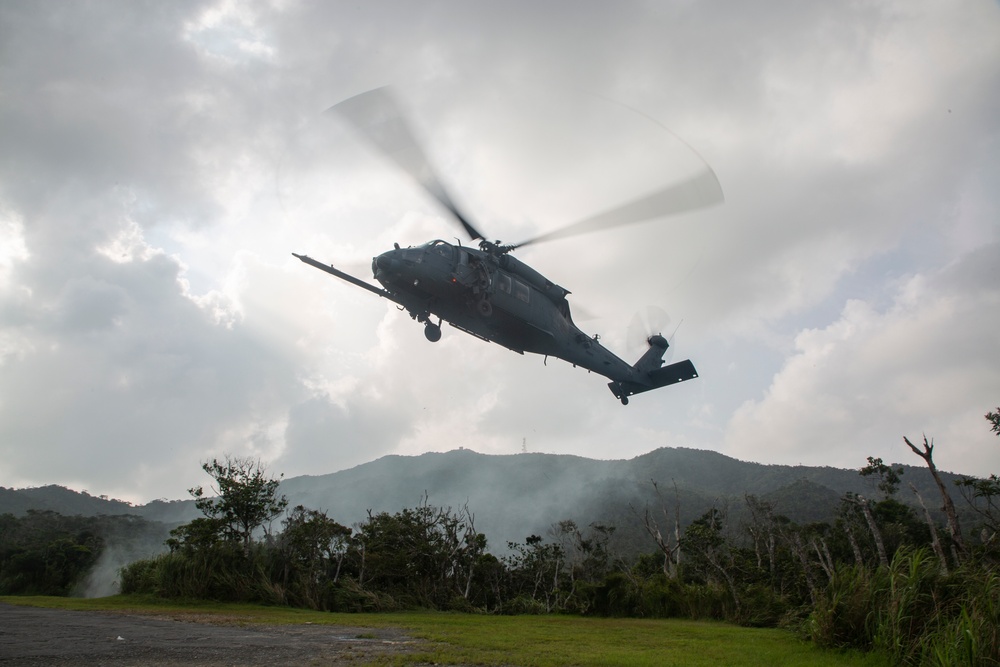 U.S. Marines, Sailors and Airmen Conduct CSAR Training During PWTI