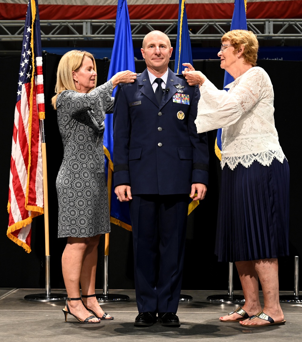 Maj. Gen. Schaefer promoted to three-star