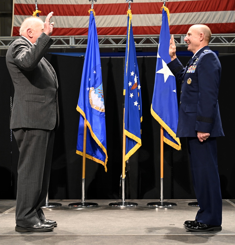 Maj. Gen. Schaefer promoted to three-star