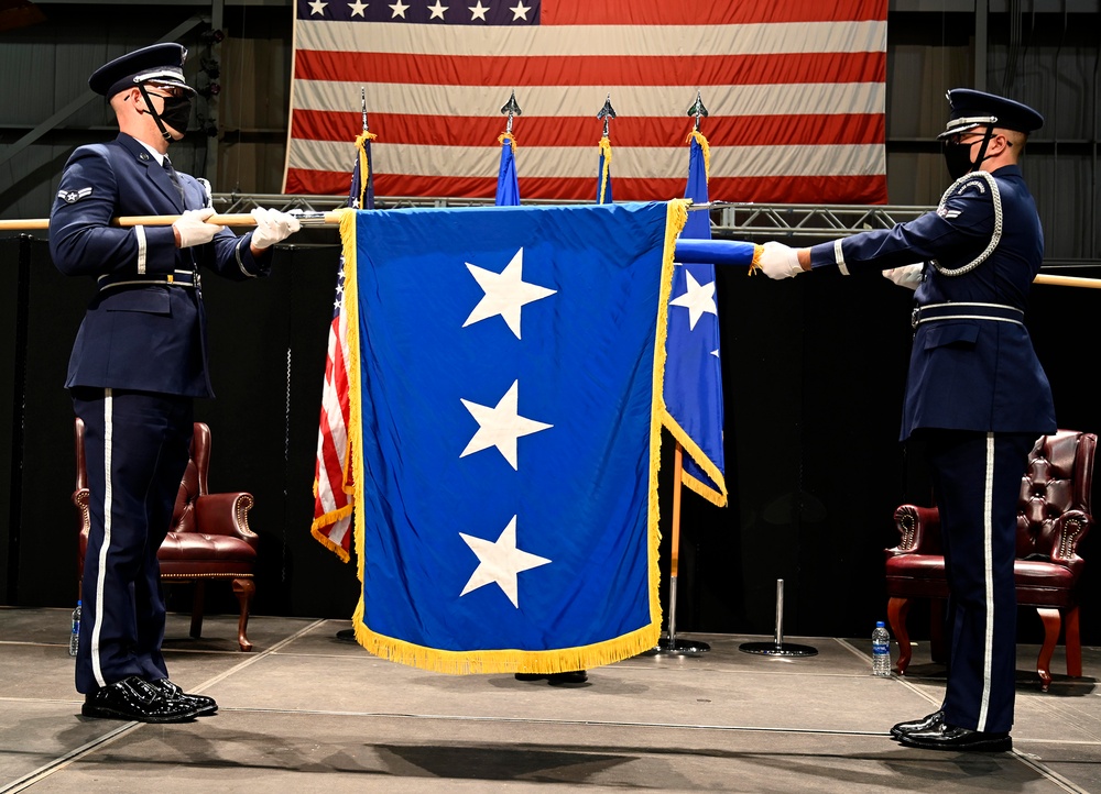 Maj. Gen. Schaefer promoted to three-star