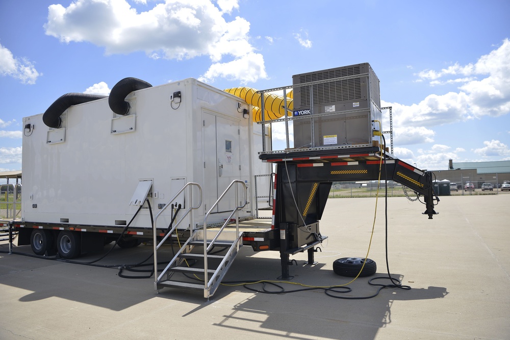 Minnesota National Guard Soldier Take Part in COVID-19 Test before Mobilization