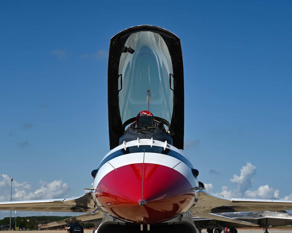 Thunderbirds at Joint Base Langley Eustis