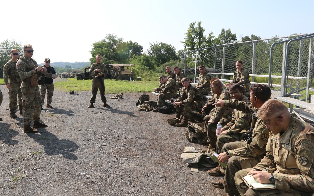 PA Guard Soldiers with the 3/278th ACR conduct annual training