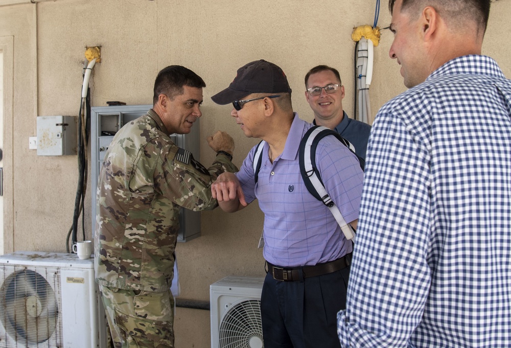 Major General Lapthe Flora visits Mogadishu