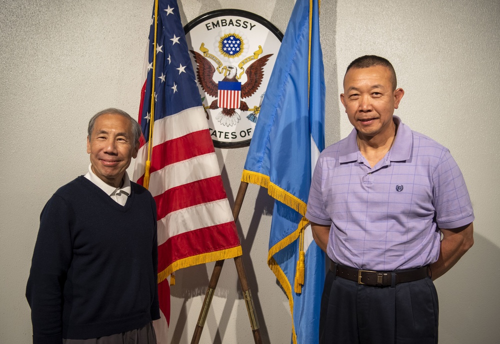 Major General Lapthe Flora visits Mogadishu