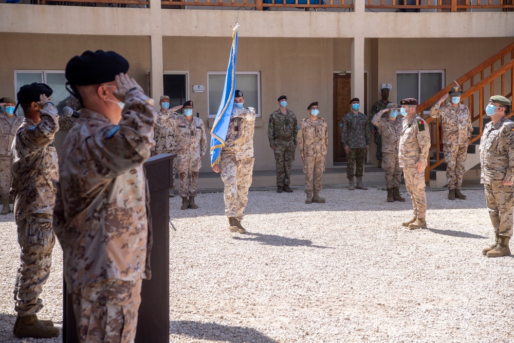 Major General Lapthe Flora visits Mogadishu