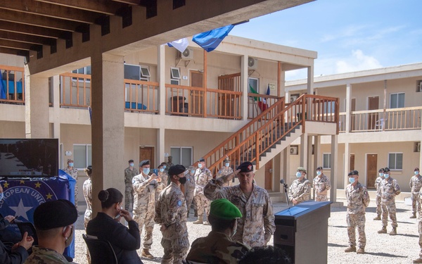 Major General Lapthe Flora visits Mogadishu