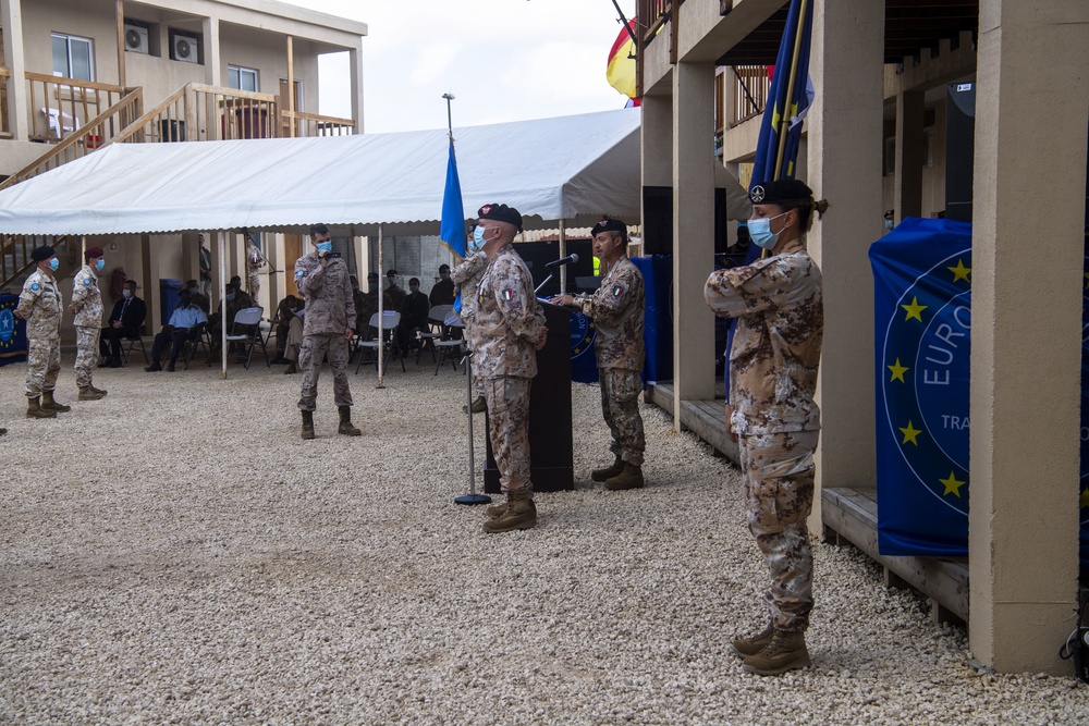 Major General Lapthe Flora visits Mogadishu
