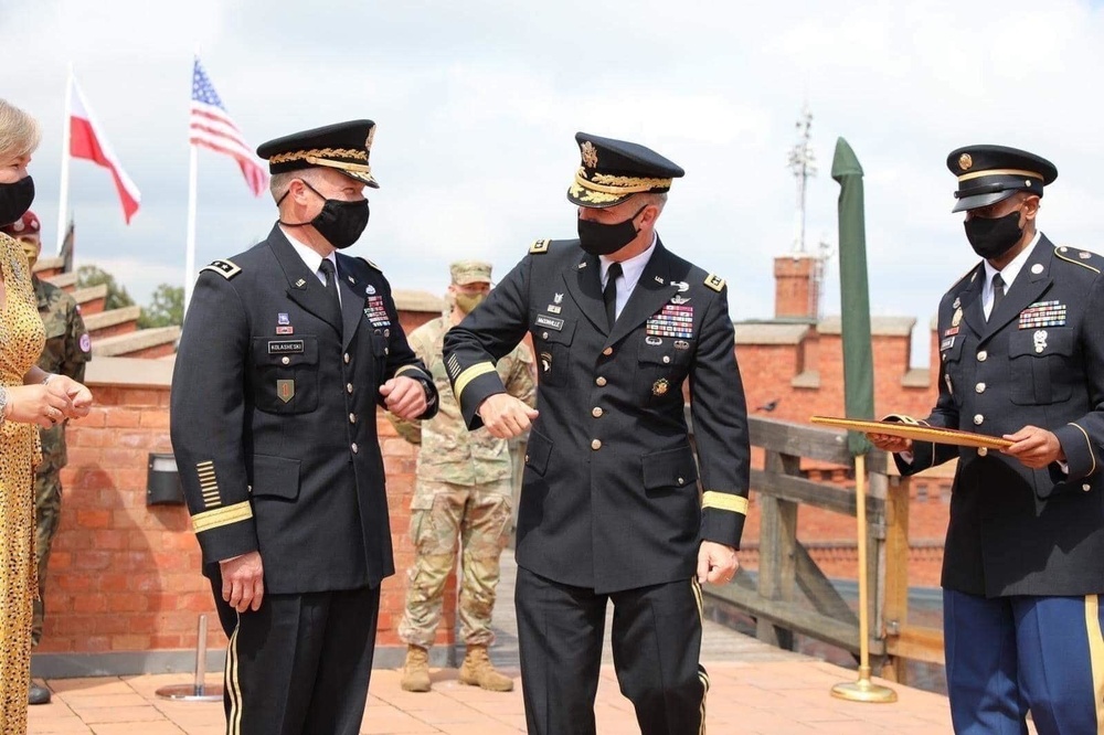 V Corps flag unfurled, commanding general promoted