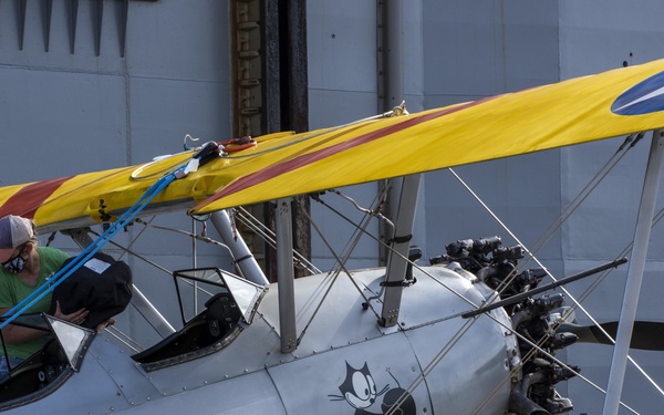 Warbirds Arrive in San Diego