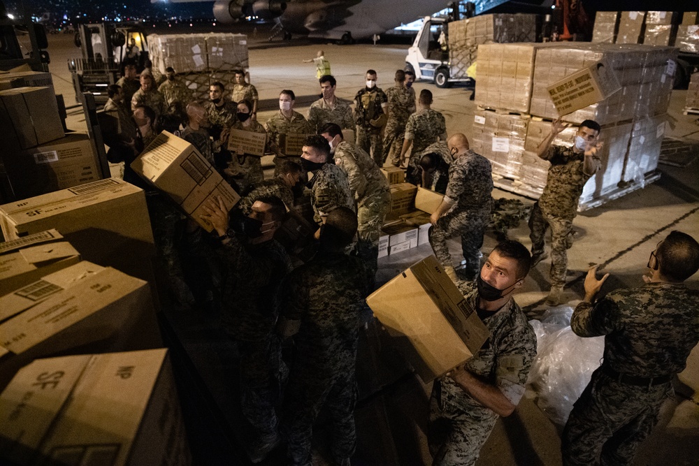 U.S. delivers humanitarian aid to Lebanon
