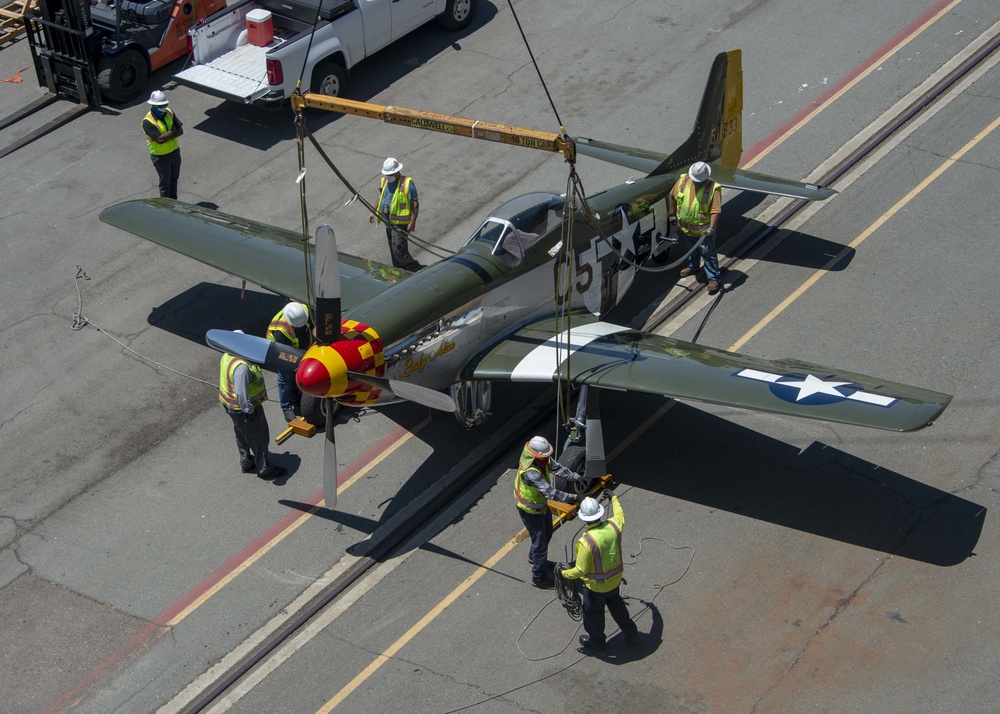 Warbirds Onloaded Aboard USS Essex